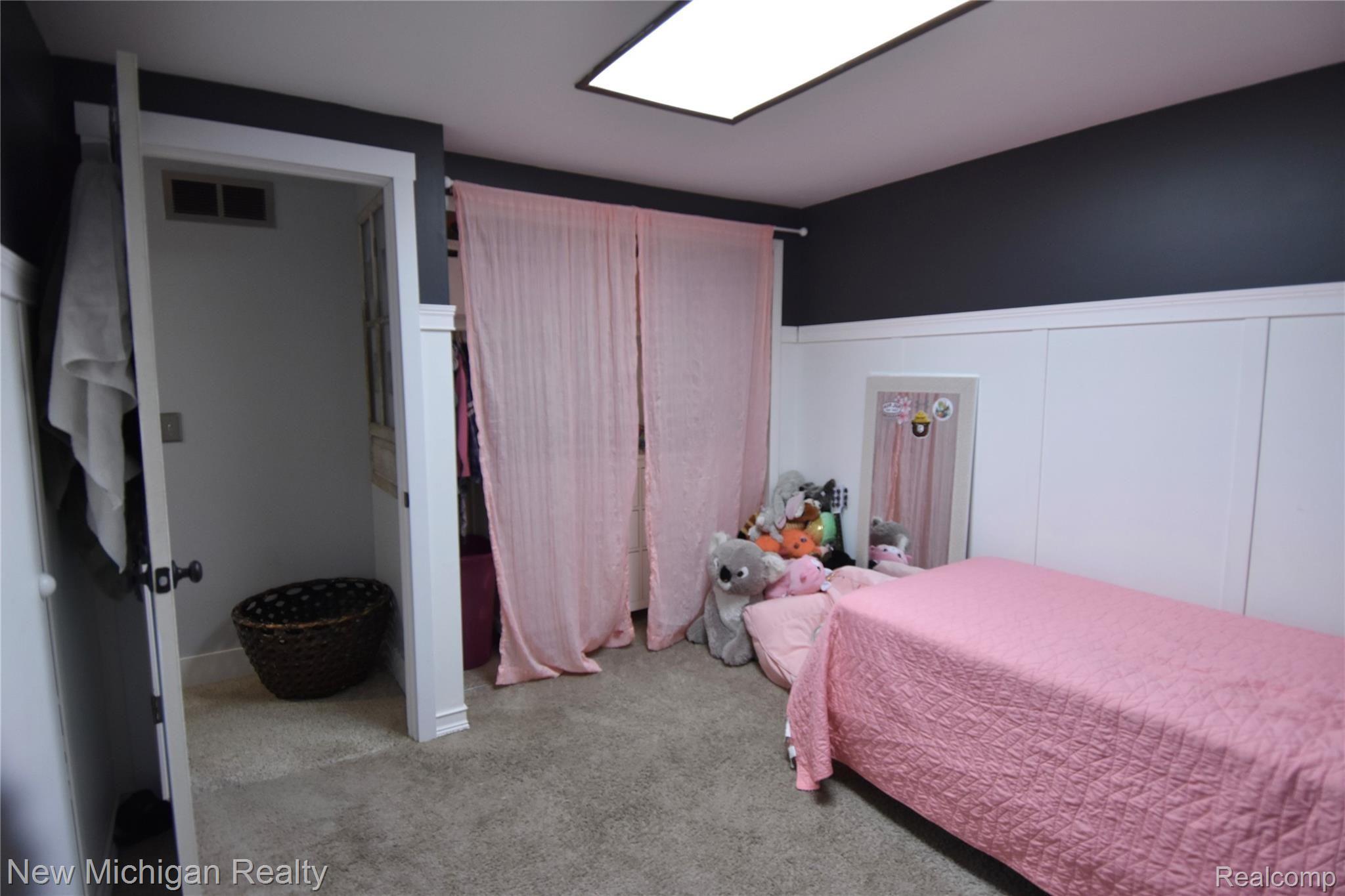 11336 White Lake Road Fenton, MI 48430 - Photo 29 of 39 32425218-10DC-43EF-9DC2-C194C1659A2A.jpeg
