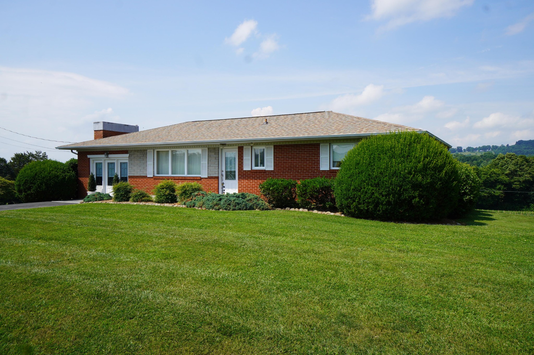 3060 Rocky Branch Road Rutledge, TN 37861 - Photo 1 of 42 Gallery Image 1