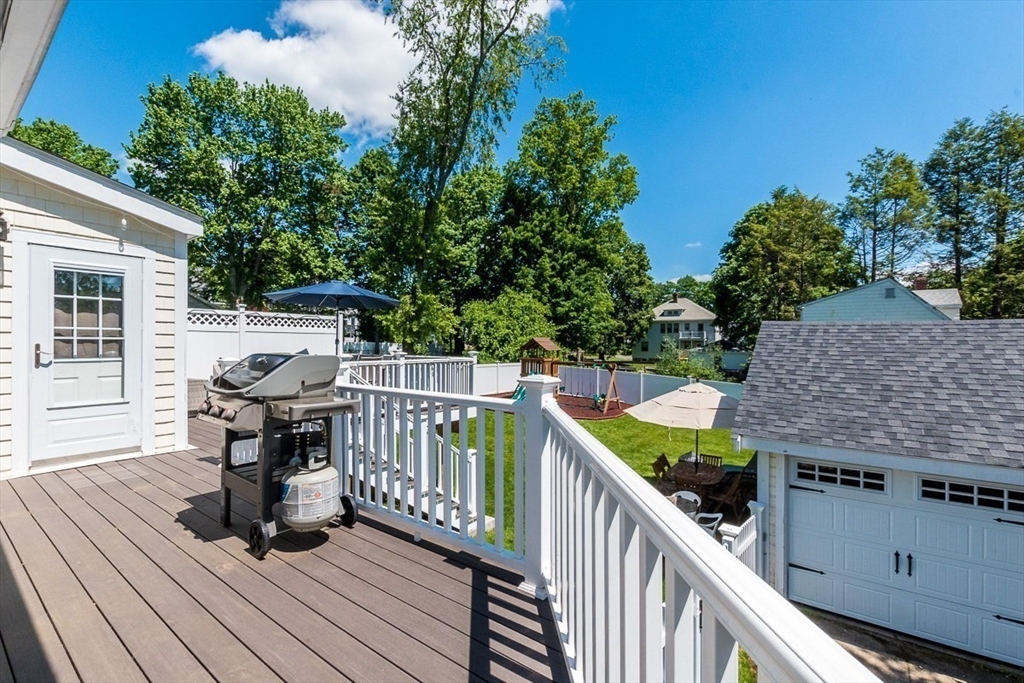 83 Saunders Road Norwood, MA 02062 - Photo 21 of 24