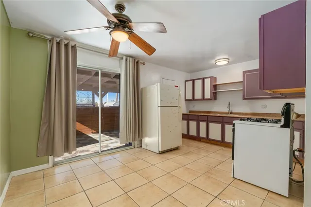 a view of a hallway with closet
