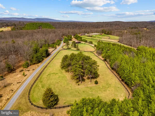 $1,500,000 | 632 Dry Creek Lane, Winchester, VA 22603