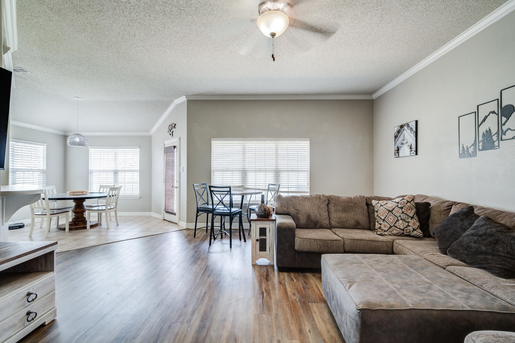 6715 9th Street Lubbock, TX 79416 - Photo 6 of 43 DSC08821_2_3_4_5
