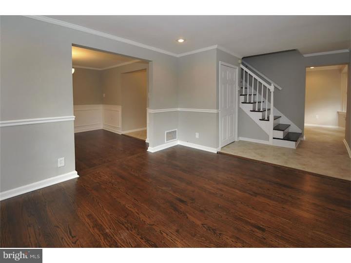 826 North Cedar Road Rydal, PA 19046 - Photo 3 of 25 Living Room