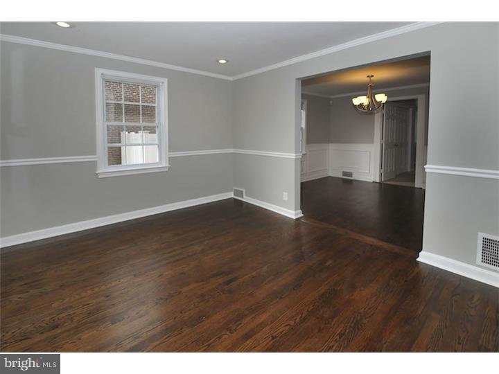 826 North Cedar Road Rydal, PA 19046 - Photo 4 of 25 Living Room