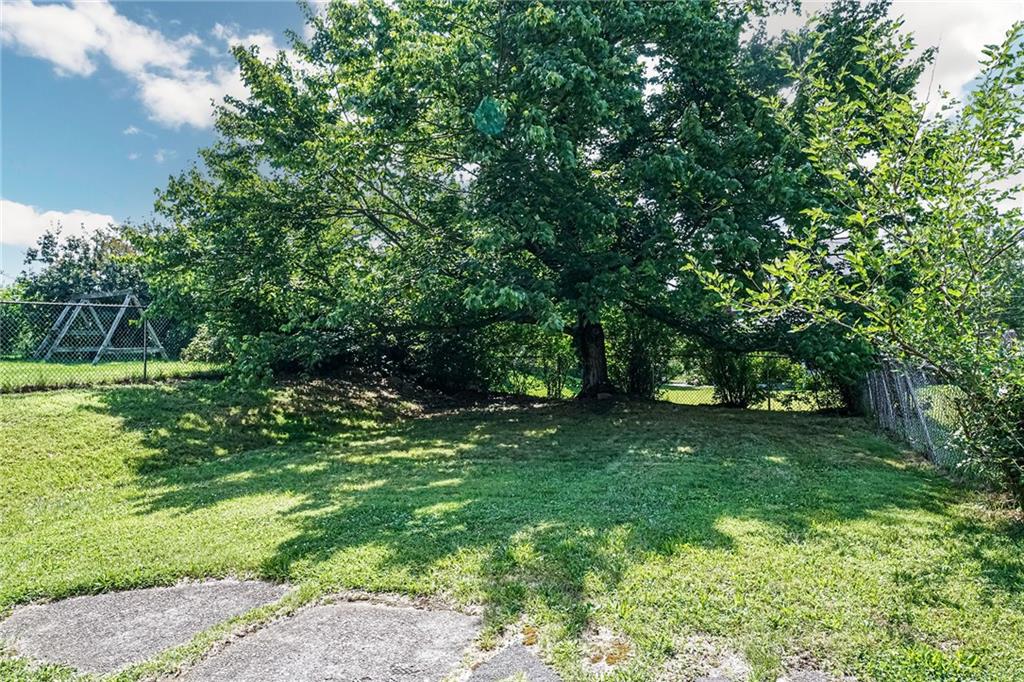 1035 McCoy Road McKees Rocks, PA 15136 - Photo 29 of 29
