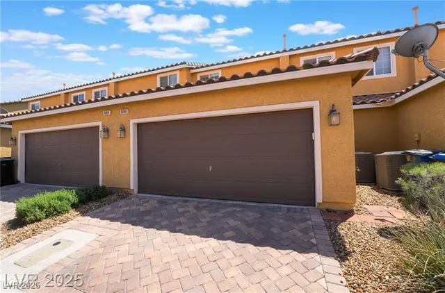 $419,000 | 3088 Bicentennial Parkway, Henderson, NV 89044