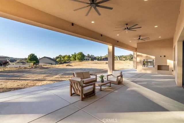 $2,800,000 | 1410 Fire Rock Loop, Templeton, CA 93465