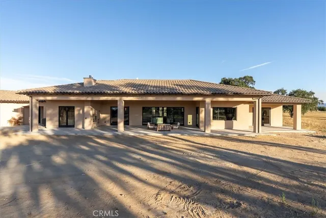 $2,800,000 | 1410 Fire Rock Loop, Templeton, CA 93465