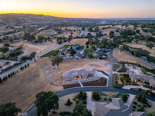 $2,800,000 | 1410 Fire Rock Loop, Templeton, CA 93465