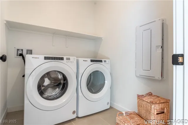 $2,100 | 188 Vanhoy Avenue, Henderson, NV 89011