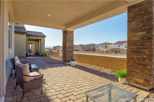 $2,100 | 188 Vanhoy Avenue, Henderson, NV 89011