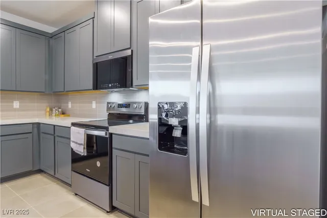 $2,100 | 188 Vanhoy Avenue, Henderson, NV 89011