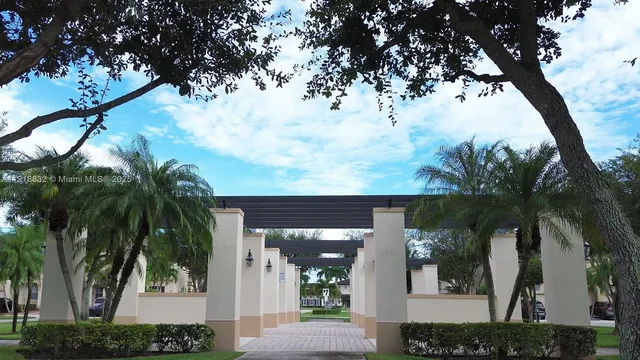 $519,499 | 12847 Southwest 133rd Street, Miami, FL 33186