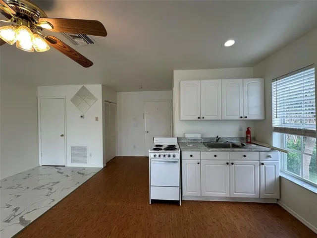 $3,500 | 4416 Englewood Road, Venice, FL 34293