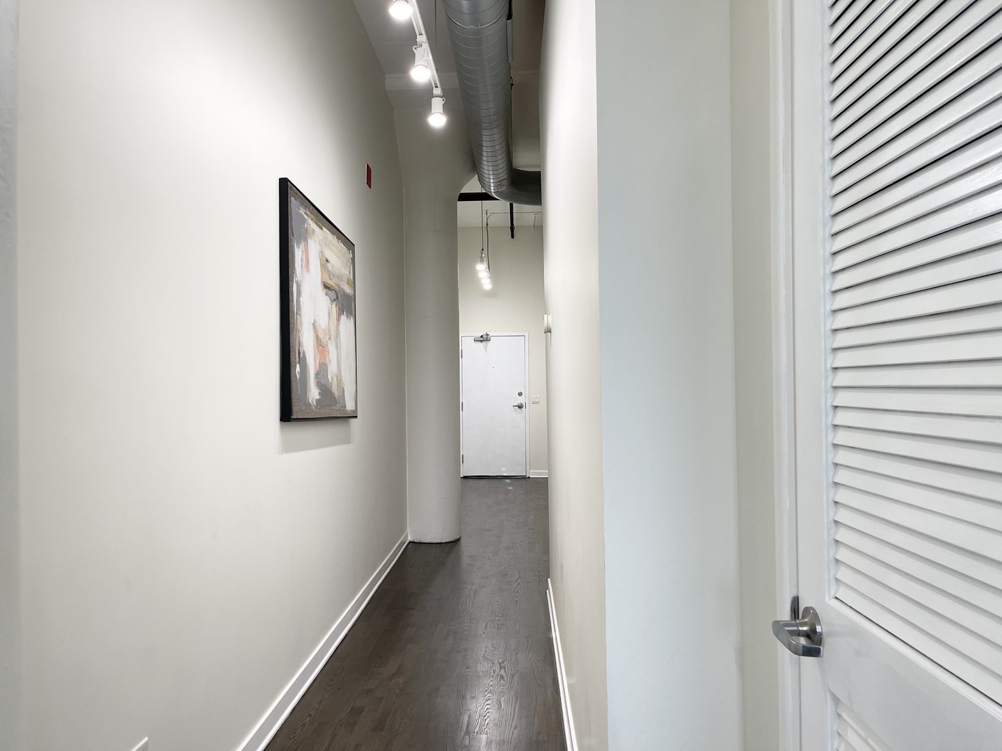 1224 West Van Buren Street, Unit 604 Chicago, IL 60607 - Photo 2 of 18