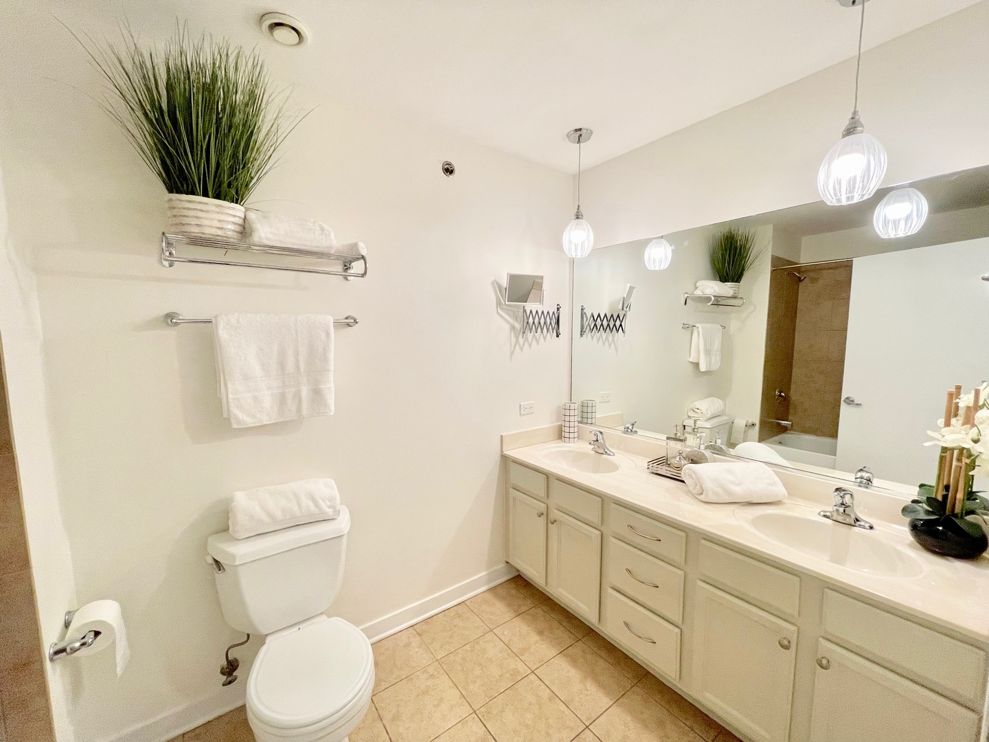 1224 West Van Buren Street, Unit 604 Chicago, IL 60607 - Photo 12 of 18