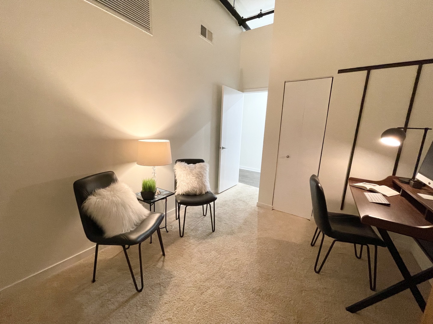 1224 West Van Buren Street, Unit 604 Chicago, IL 60607 - Photo 14 of 18