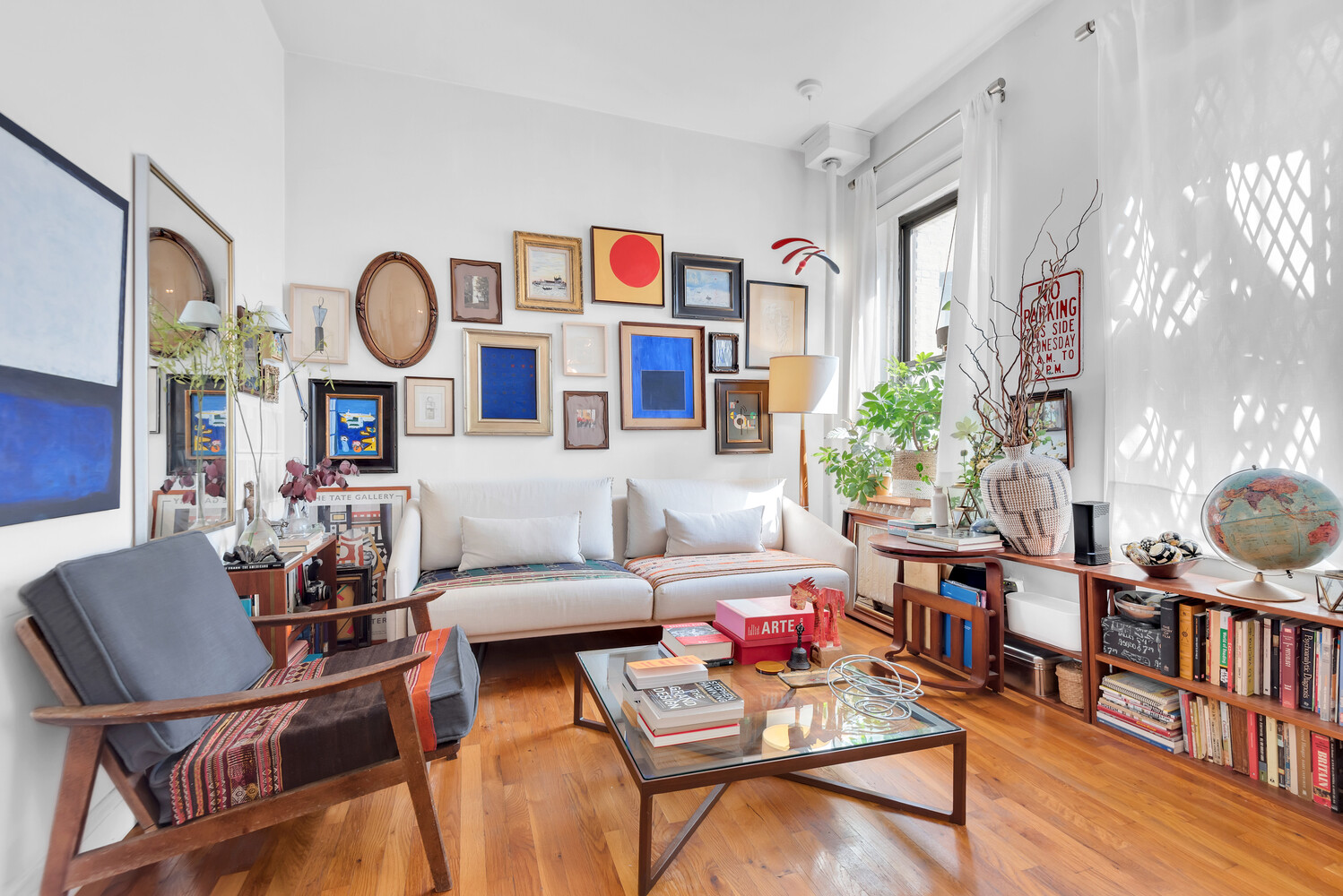 993 Amsterdam Avenue, Unit 4B Manhattan, NY 10025 - Photo 2 of 9