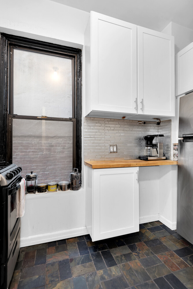 993 Amsterdam Avenue, Unit 4B Manhattan, NY 10025 - Photo 5 of 9