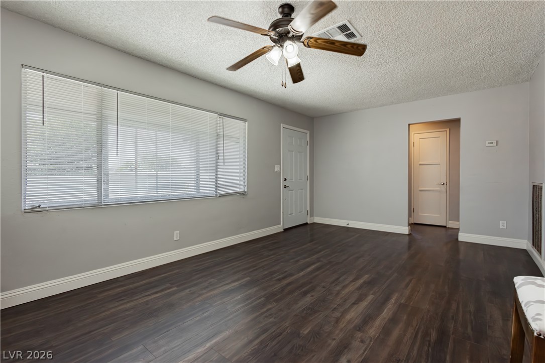 306 Dell Way Henderson, NV 89015 - Photo 11 of 29