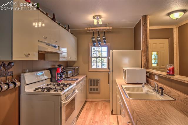 453 Buckridge Road Florissant, CO 80816 - Photo 12 of 30 Gallery Image 12