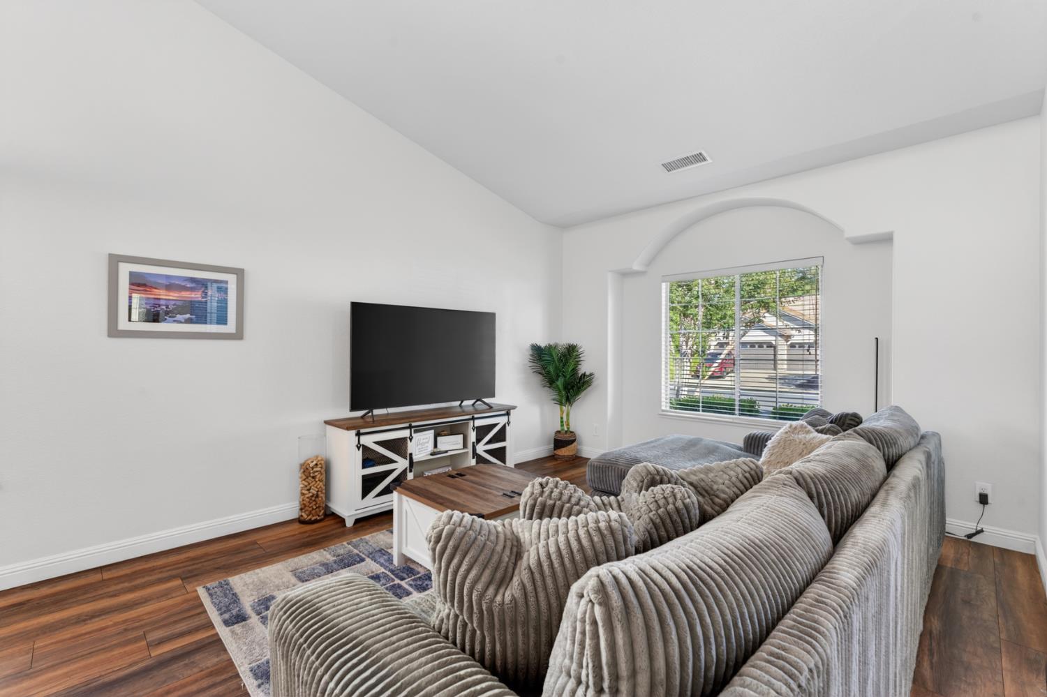 4961 Charter Road Rocklin, CA 95765 - Photo 6 of 50
