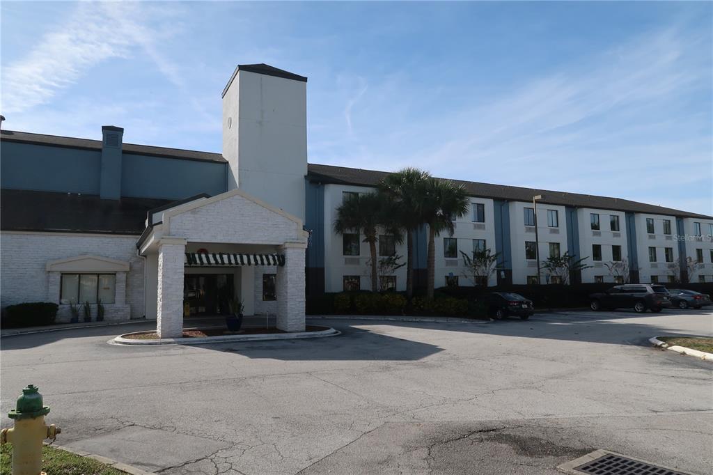 8536 West Irlo Bronson Memorial Hwy Unit 330  