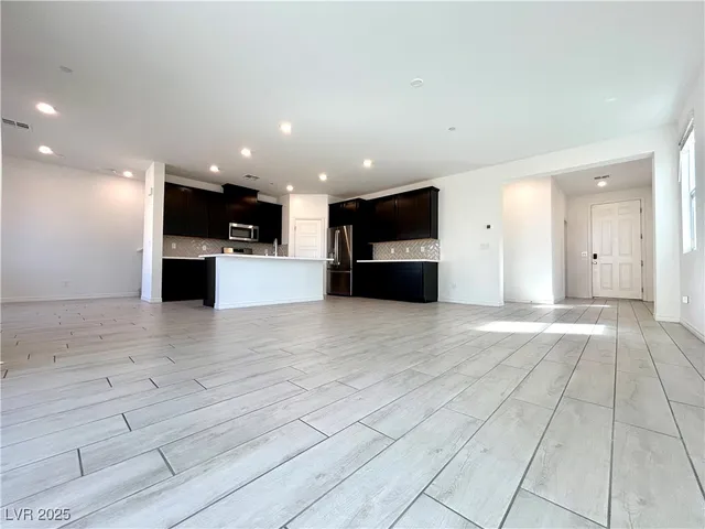 $2,284 | 839 Nova Heights Street, Henderson, NV 89011