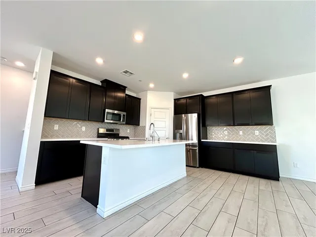 $2,284 | 839 Nova Heights Street, Henderson, NV 89011