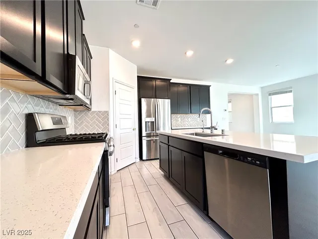 $2,284 | 839 Nova Heights Street, Henderson, NV 89011