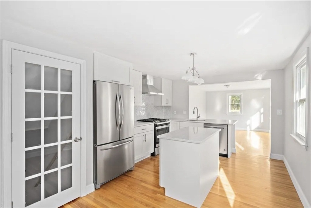5 Cameo Road Braintree, MA 02184 - Photo 2 of 4 Gallery Image 2