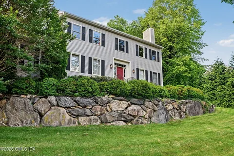$1,895,000 | 39 Glenville Street, Greenwich, CT 06831