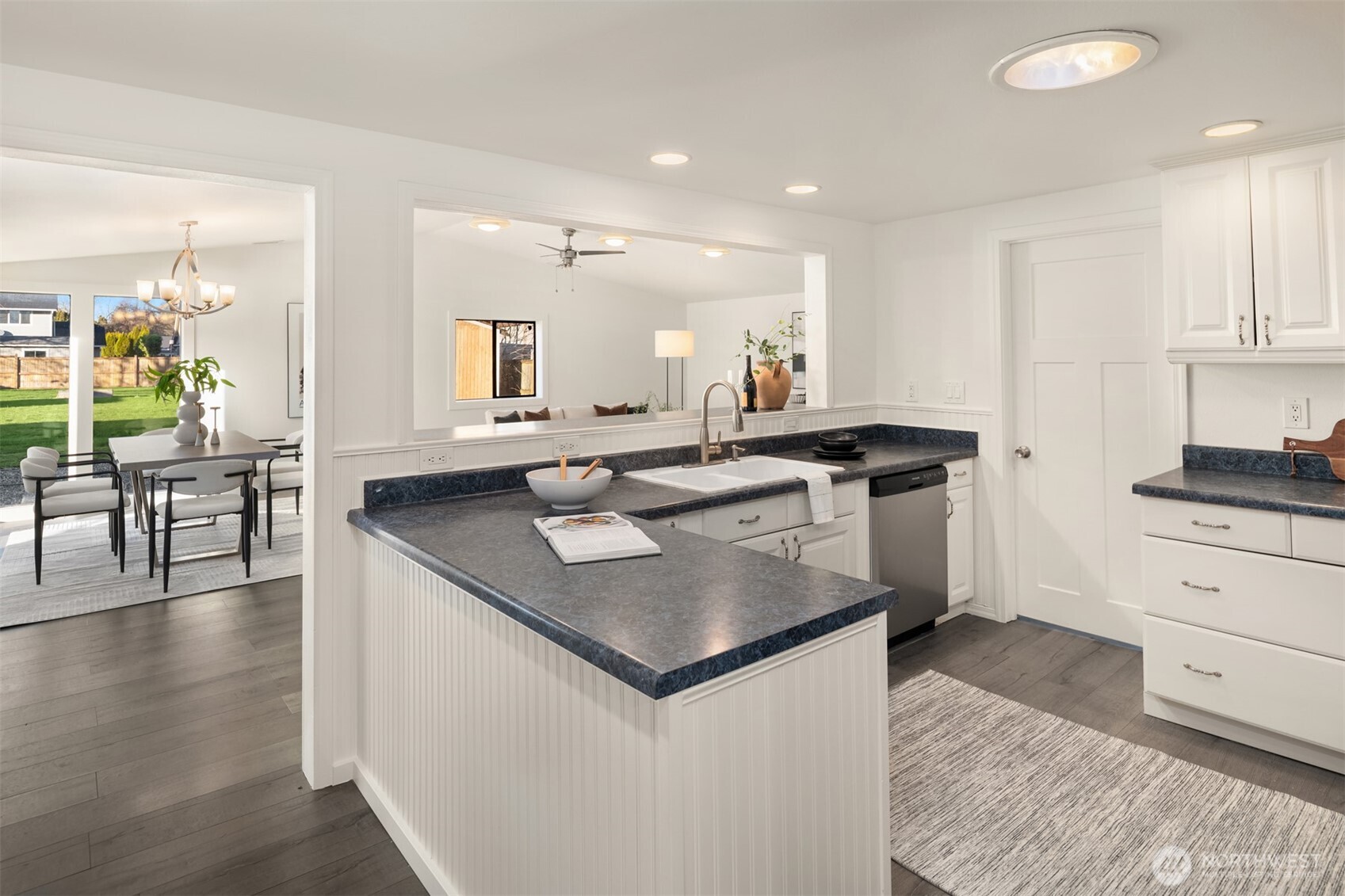 709 93rd Street Southwest Everett, WA 98204 - Photo 13 of 35