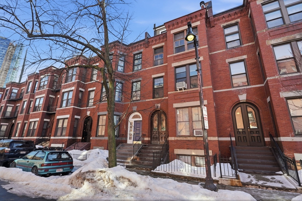 20 Symphony Road, Unit 2 Boston, MA 02115 - Photo 11 of 11 a front view of a building