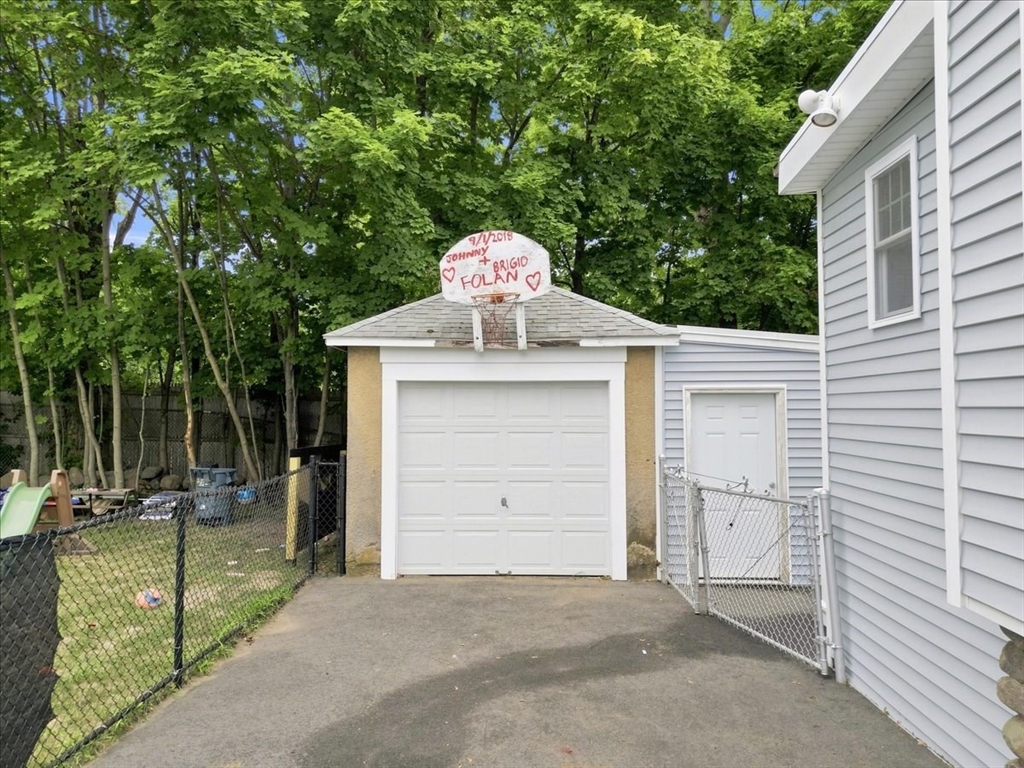 15 Morrison Road Braintree, MA 02184 - Photo 10 of 40 Gallery Image 10