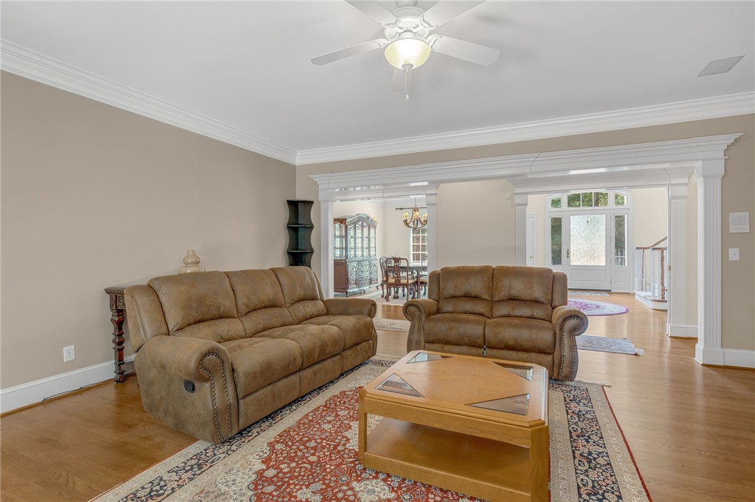 203 Stonebrook Farm Way Greenville, SC 29615 - Photo 8 of 36