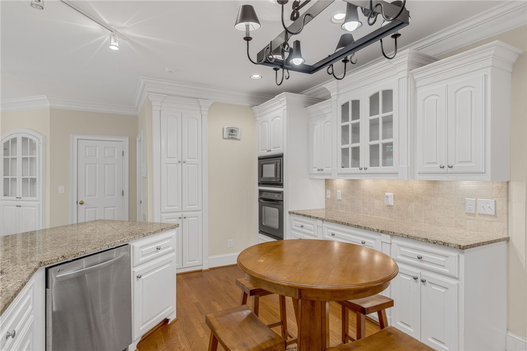 203 Stonebrook Farm Way Greenville, SC 29615 - Photo 10 of 36