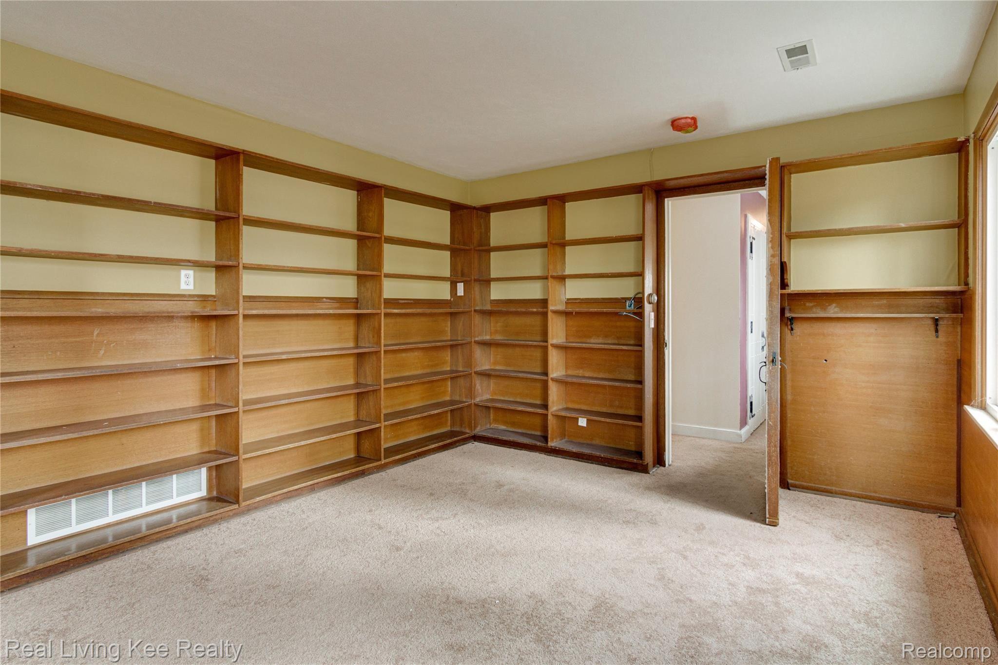 1267 Lake George Road Oakland, MI 48363 - Photo 48 of 80 Interiors (19 of 55).jpg