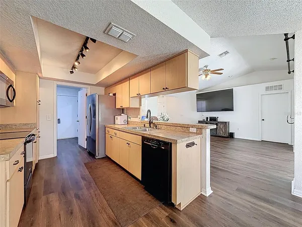$350,000 | 7221 Nightwalker Road, Weeki Wachee, FL 34613