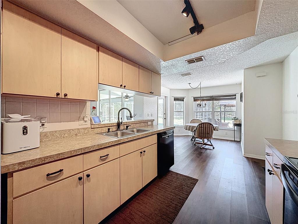 7221 Nightwalker Road Weeki Wachee, FL 34613 - Photo 20 of 50