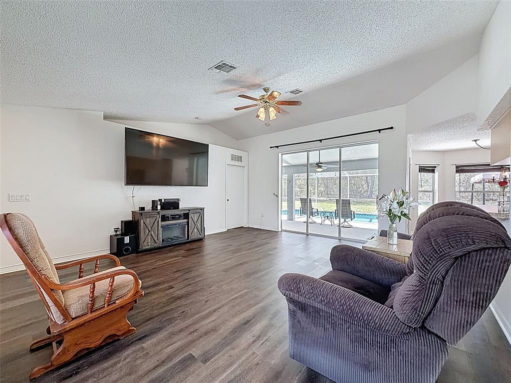 7221 Nightwalker Road Weeki Wachee, FL 34613 - Photo 9 of 50