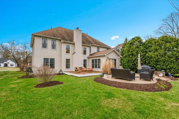 $635,000 | 415 Mallard Point Drive, North Aurora, IL 60542