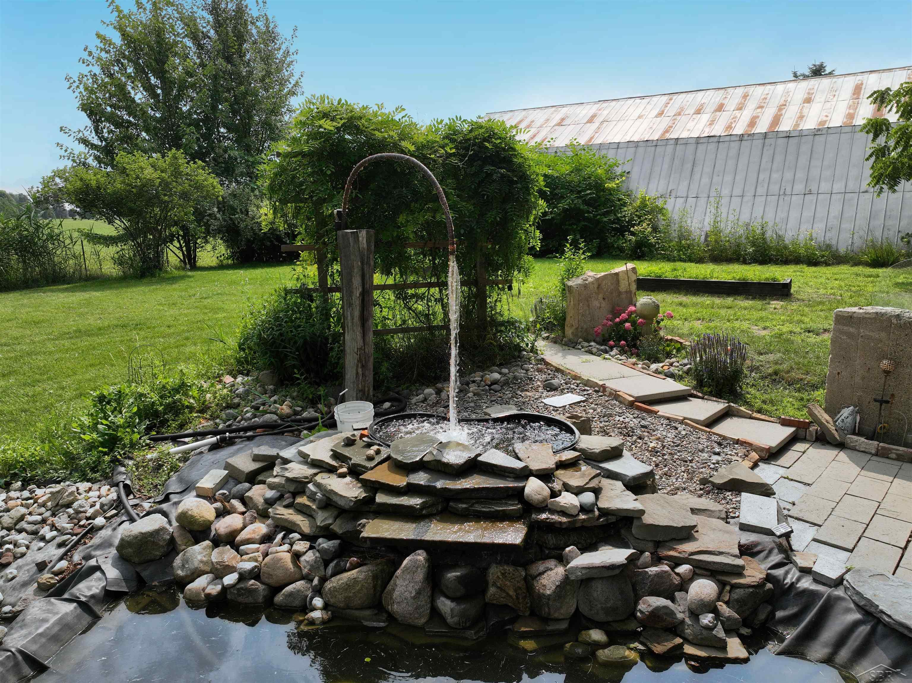 10835 Geddes Road Saginaw, MI 48609 - Photo 5 of 83 50114688-4.JPG