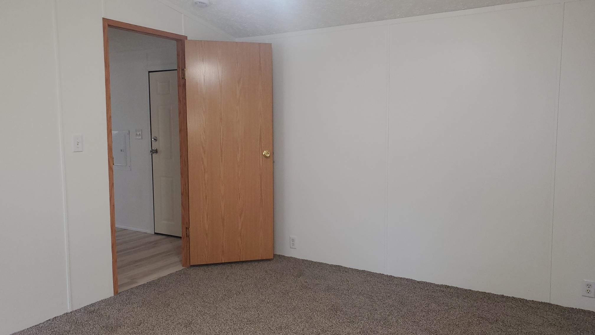 4151 East Jordan Road Mount Pleasant, MI 48858 - Photo 13 of 26 1950139-9445a2c7-3aff-48b6-80bd-a86a2b5021f0.JPG