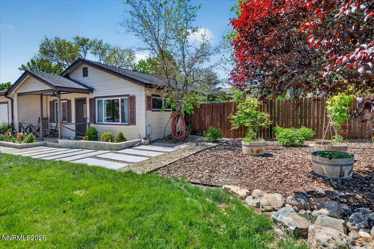 1305 Princess Avenue Reno, NV 89502 - Photo 4 of 26 04-DSC_6217