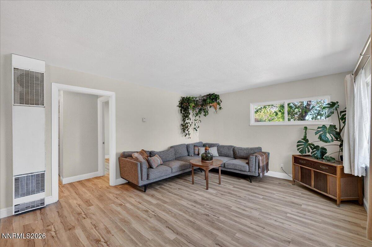 1305 Princess Avenue Reno, NV 89502 - Photo 7 of 26 07-DSC_6309