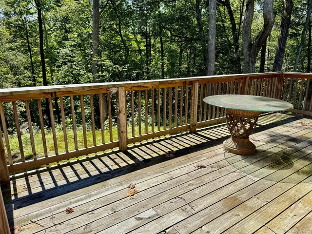 $319,000 | 46 Sunset Circle, Bloomingburg, NY 12721