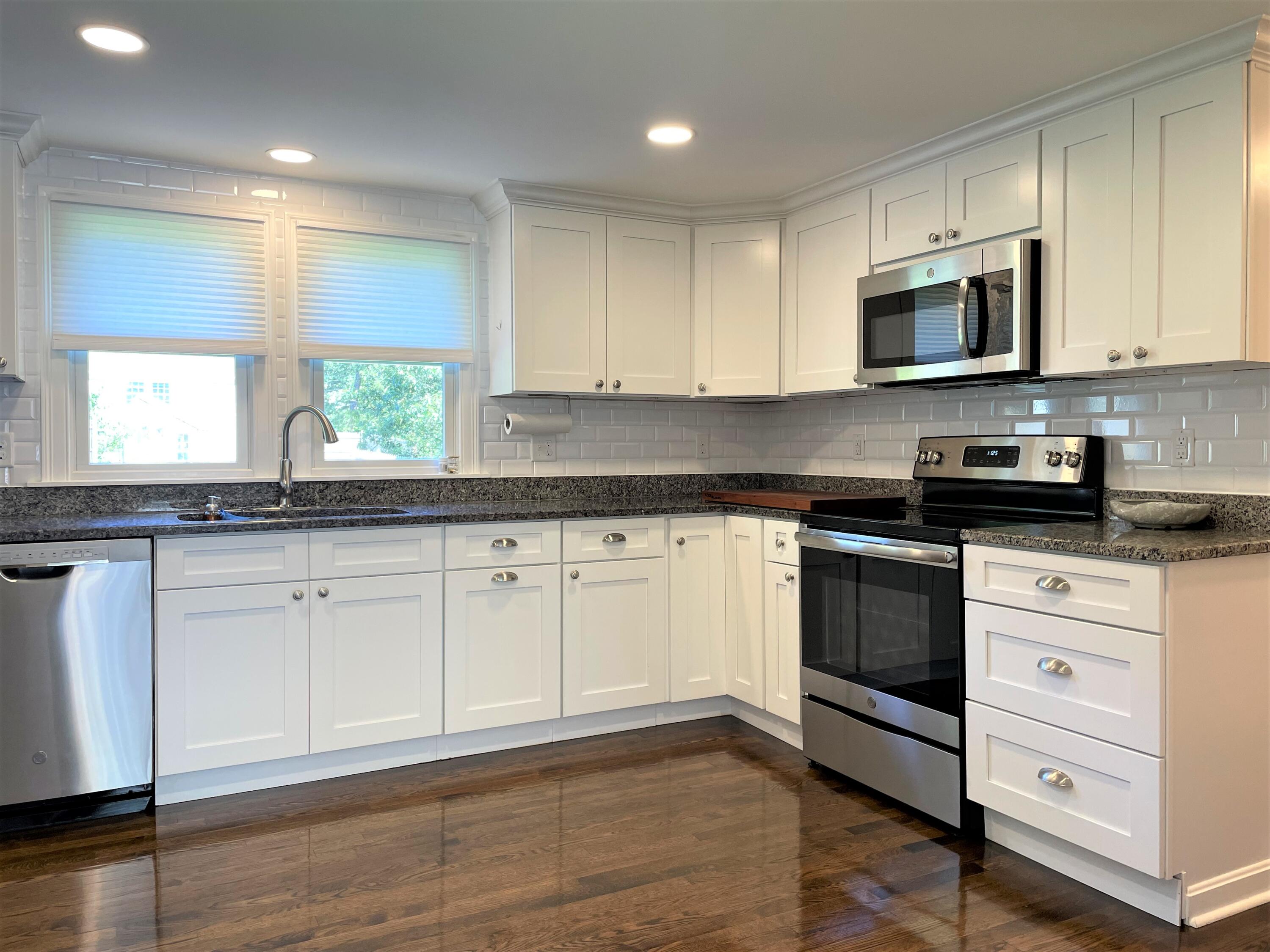 696 Queen Anne Road Harwich, MA 02645 - Photo 19 of 47 IMG_3170