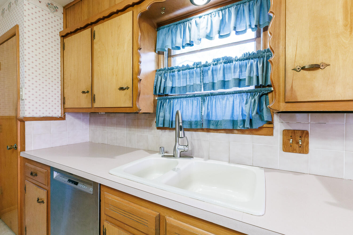 3422 59th Street Lubbock, TX 79413 - Photo 18 of 46 Kitchen
