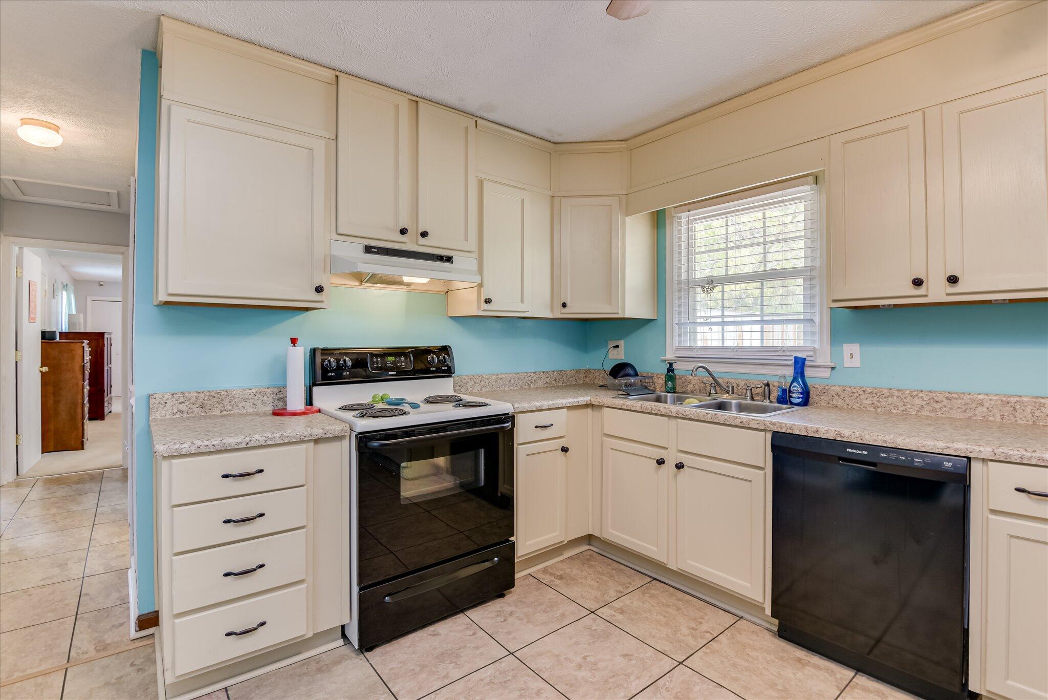 488 Mayfield Road Aiken, SC 29801 - Photo 6 of 20 09-109